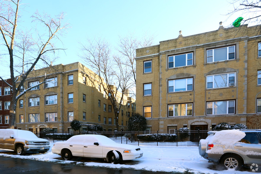 7369-7379 N Damen Ave, Chicago, IL en venta - Foto principal - Imagen 1 de 27