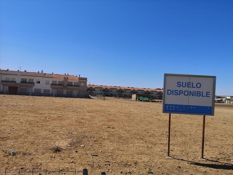 B, 2 Y 3, Talavera la Real, Badajoz en venta - Foto del edificio - Imagen 3 de 8