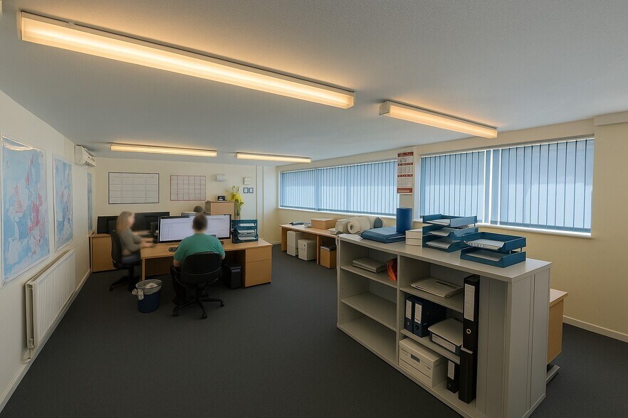 12-13 Bridgewater Clos, Swindon en alquiler - Foto del edificio - Imagen 3 de 5