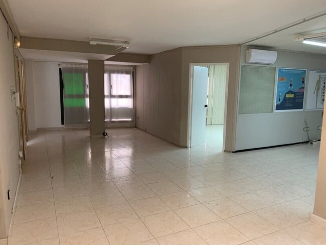 Más detalles de Oficina en alquiler