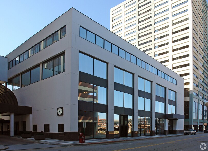 611 Chestnut St, Chattanooga, TN en alquiler - Foto del edificio - Imagen 1 de 5