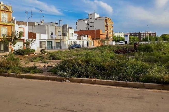 Terreno en Carlet en venta - Foto del edificio - Imagen 2 de 5