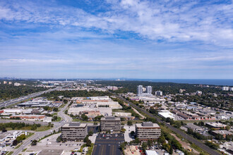 700 Dorval Dr, Oakville, ON - VISTA AÉREA  vista de mapa - Image1