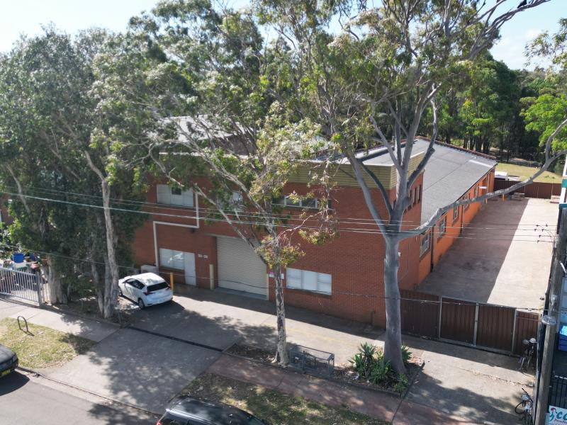 33-35 Warren Ave, Bankstown en alquiler Foto principal- Imagen 1 de 4