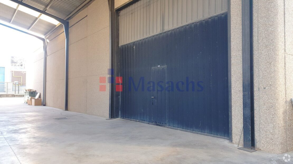 Nave en Boadilla del Monte, Madrid en venta Foto principal- Imagen 1 de 1
