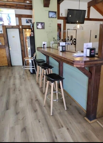 Local en Alcalá de Henares, Madrid en alquiler - Foto del interior - Imagen 3 de 6