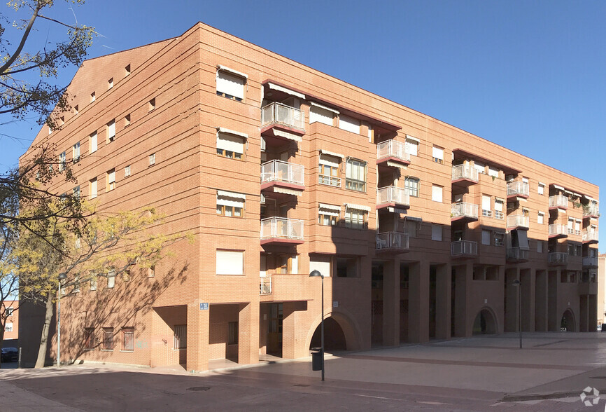 Calle Jorge Luis Borges, 4, Guadalajara, Guadalajara en venta - Foto del edificio - Imagen 1 de 2