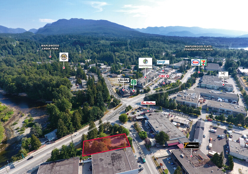 165 W Riverside Dr, North Vancouver, BC en venta - Foto del edificio - Imagen 2 de 3