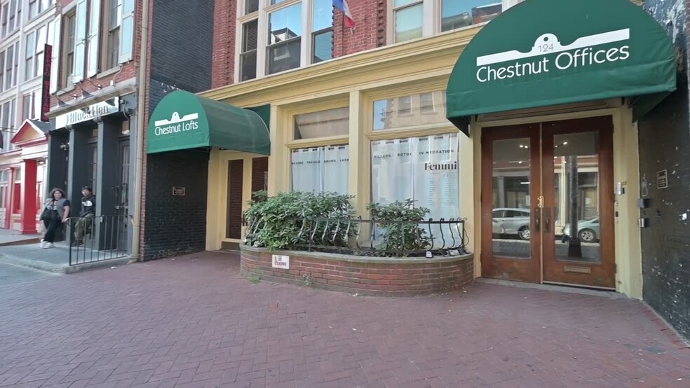 122-124 Chestnut St, Philadelphia, PA en alquiler - Vídeo de anuncio comercial - Imagen 2 de 11