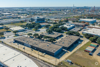 803-805 Avenue H E, Arlington, TX - vista aérea  vista de mapa