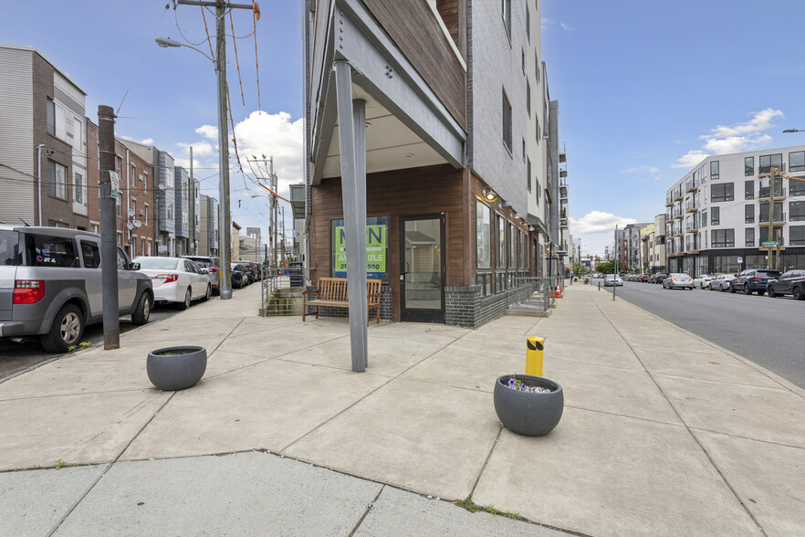 1625-1631 Ridge Ave, Philadelphia, PA en alquiler - Foto del edificio - Imagen 2 de 15