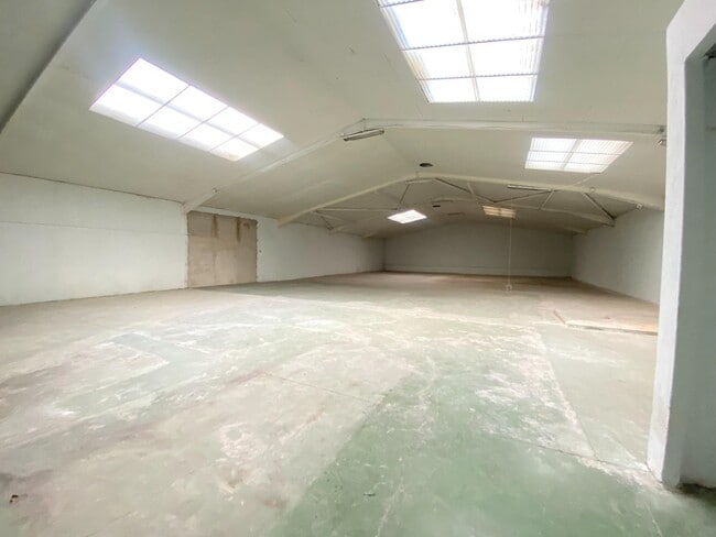 Más detalles de Nave en alquiler