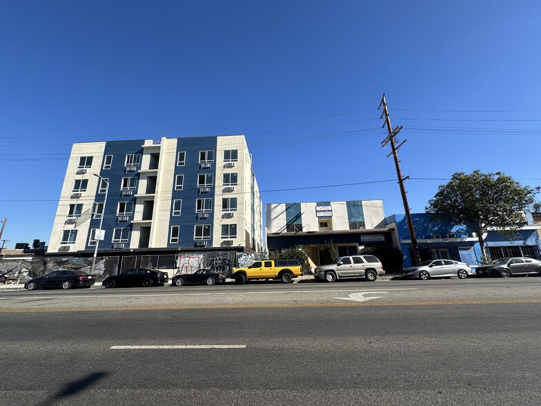 4614 S Western Ave, Los Angeles, CA en venta - Foto del edificio - Imagen 2 de 30