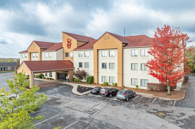 Más detalles de Red Roof Inn & Clarion Pointe – Hoteles y hospedaje para subasta, Richmond, KY