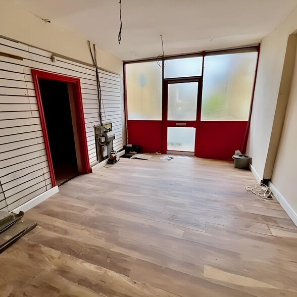 15-21 West St, Morecambe en venta - Foto del interior - Imagen 2 de 11