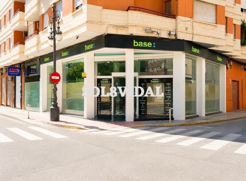 Carrer José Ávila, 1, Orihuela, Alicante en alquiler - Foto del edificio - Imagen 3 de 6