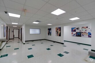 9550 Regency Square Blvd, Jacksonville, FL en alquiler Foto del interior- Imagen 2 de 8