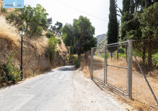 Más detalles de Calle Santo Sepulcro del Sacromonte, Granada - Terreno en venta
