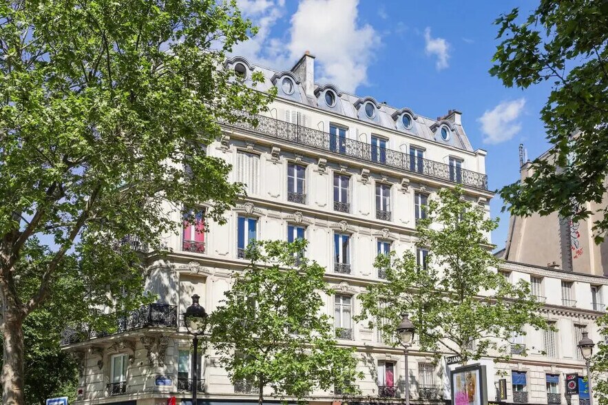 114 Boulevard De Magenta, Paris en venta - Foto del edificio - Imagen 2 de 10