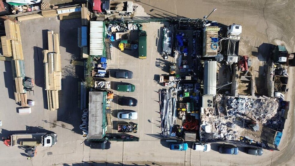 Trout Rd, West Drayton en alquiler - Foto del edificio - Imagen 2 de 12