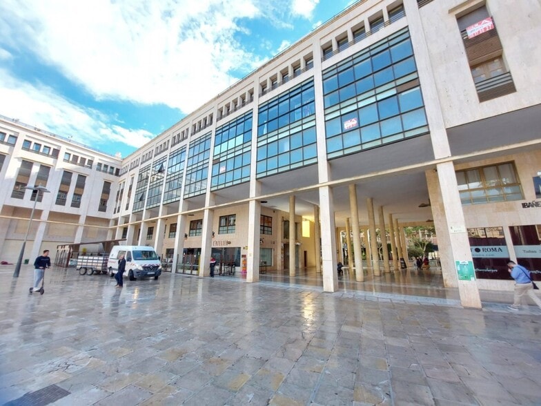 Oficina en El Ejido, Almería en venta - Foto del edificio - Imagen 2 de 17