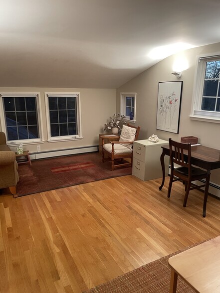 44 Bowdoin St, Newton, MA en alquiler - Foto principal - Imagen 1 de 2