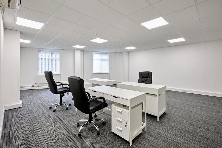 Shackleford Rd, Elstead en alquiler - Foto del edificio - Imagen 3 de 8