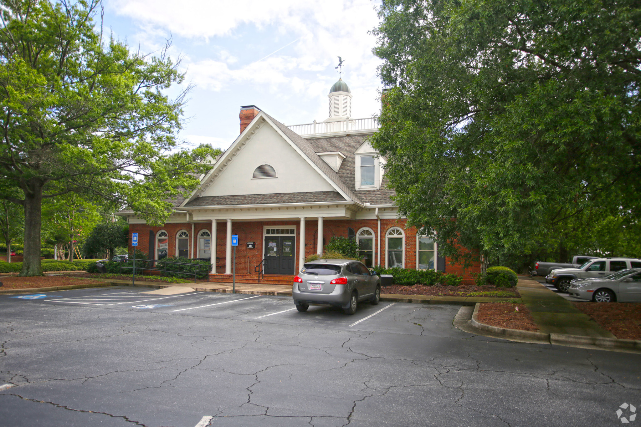 910 Holcomb Bridge Rd, Roswell, GA en alquiler Foto del edificio- Imagen 1 de 14