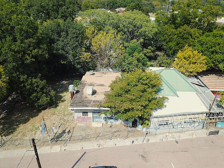 2600 E 7th St, Austin, TX en venta - Foto del edificio - Imagen 2 de 19