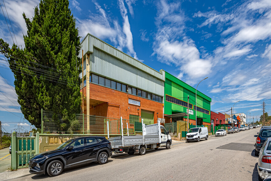 Naves en Rubí, BAR en venta - Foto del edificio - Imagen 2 de 2