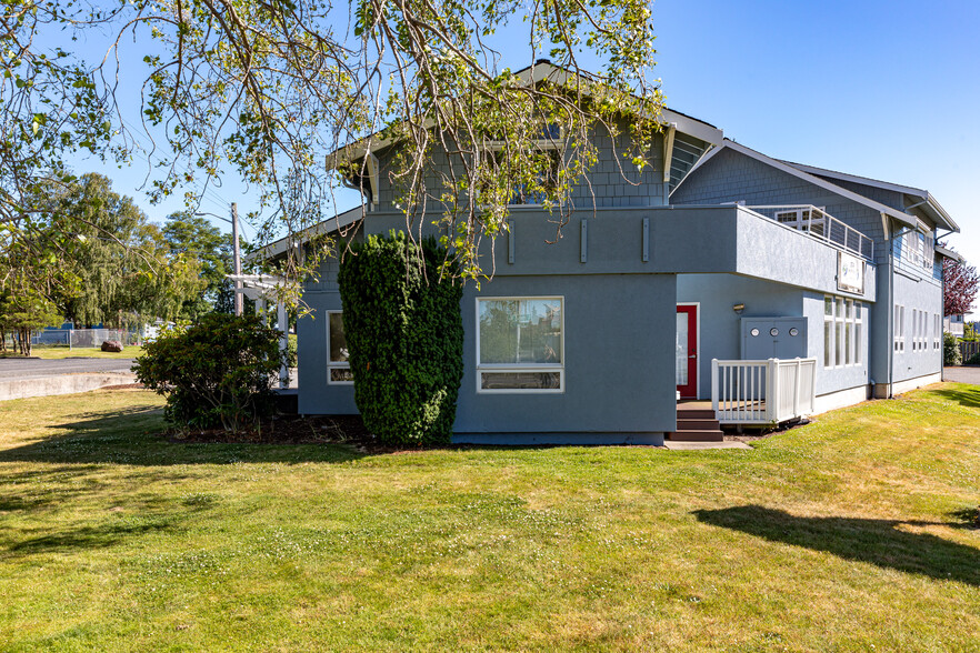 35 SE Ely St, Oak Harbor, WA en venta - Foto del edificio - Imagen 2 de 41