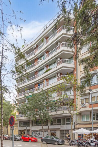 Locales en Barcelona, BAR en alquiler - Foto del edificio - Imagen 2 de 2