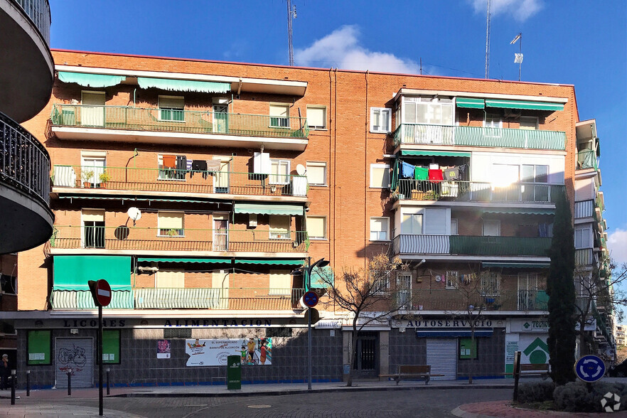 Calle la Huerta, 13, Alcorcón, Madrid en alquiler - Foto del edificio - Imagen 3 de 4