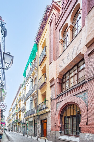 Calle de los Jardínes, 6, Madrid, Madrid en alquiler - Foto del edificio - Imagen 2 de 2