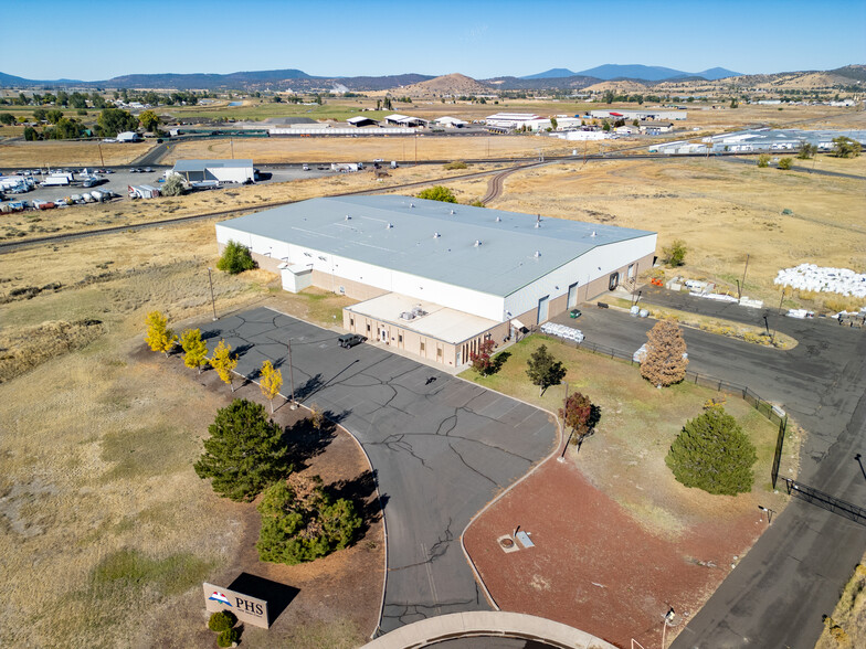 6450 Swan Ct, Klamath Falls, OR en venta - Foto del edificio - Imagen 1 de 4