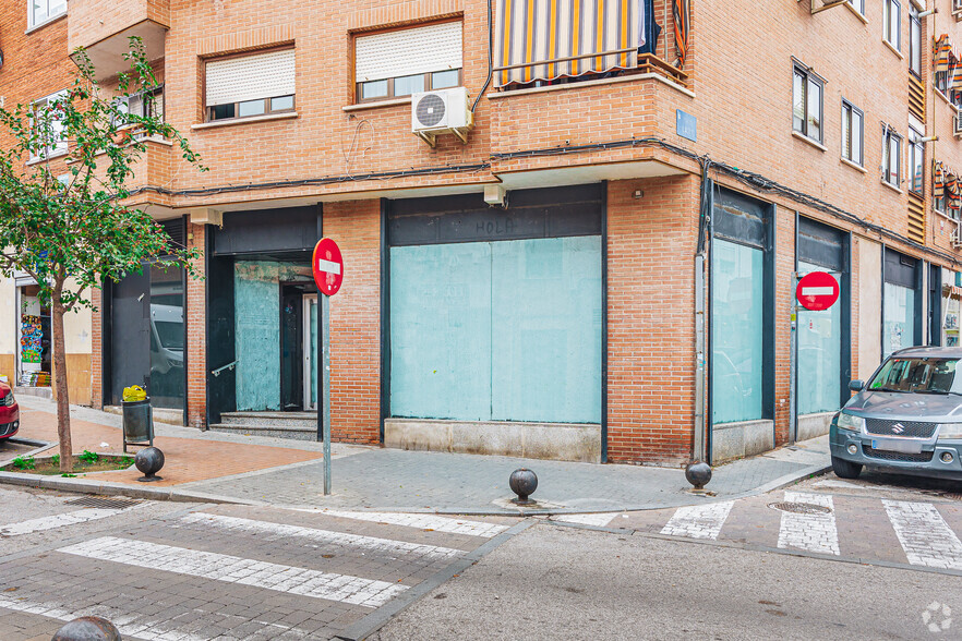 Avenida Constitución, Mejorada del Campo, Madrid en venta - Foto del edificio - Imagen 1 de 4