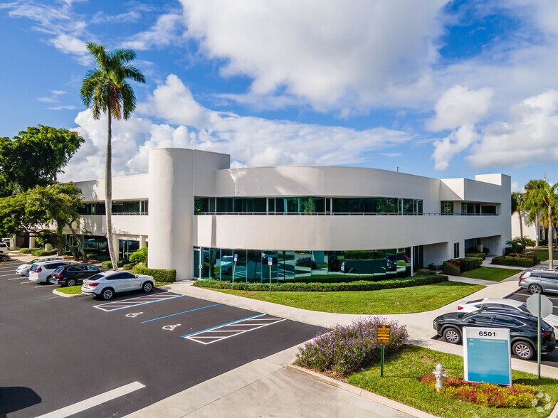 6501 Park of Commerce Blvd NW, Boca Raton, FL en alquiler - Foto del edificio - Imagen 1 de 9