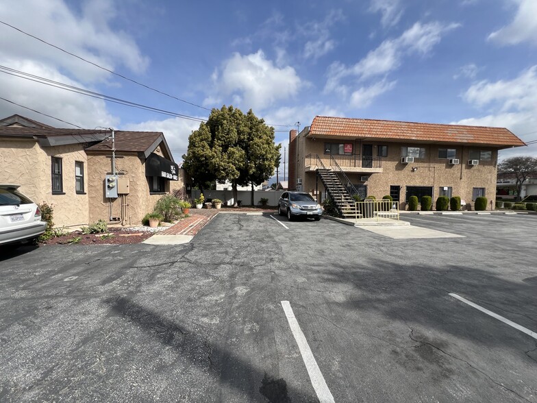 1051 N Citrus Ave, Covina, CA en venta - Foto del edificio - Imagen 3 de 30