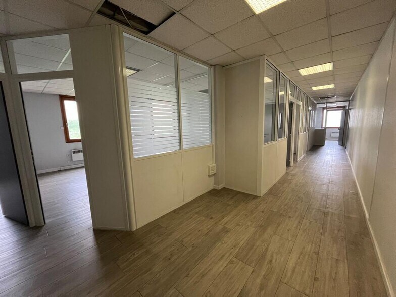 39 Chemin Du Moulin Carron, Dardilly en venta - Foto del interior - Imagen 2 de 15