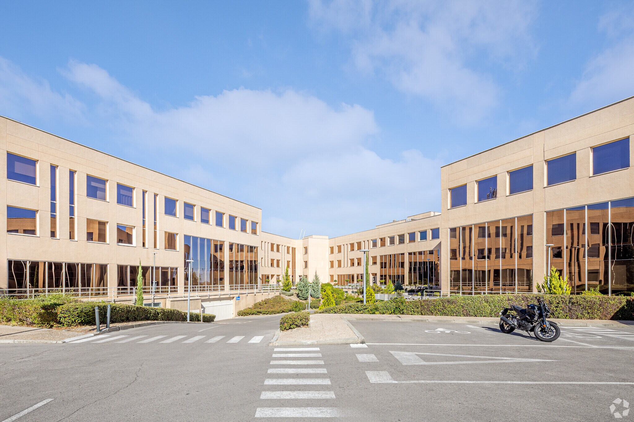 Calle Rozabella, 6, Las Rozas de Madrid, Madrid en alquiler Foto del edificio- Imagen 1 de 31