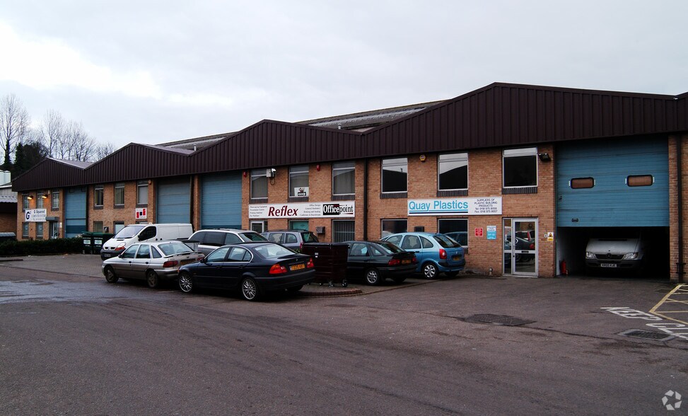 Britten Rd, Reading en alquiler - Foto del edificio - Imagen 2 de 4