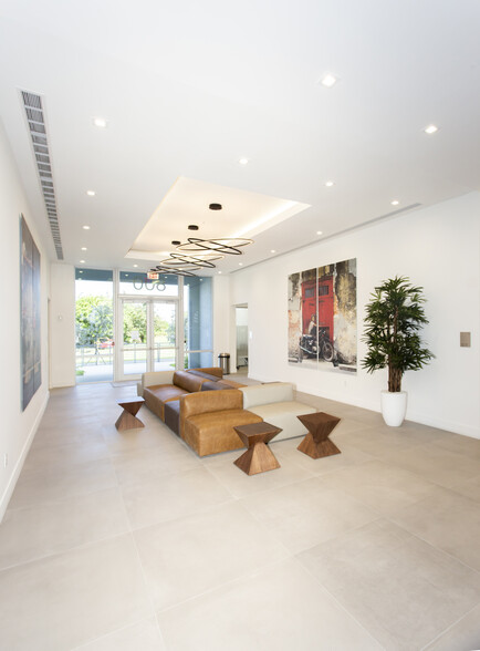 800 SE 4th Ave, Hallandale Beach, FL en alquiler - Foto del interior - Imagen 1 de 6