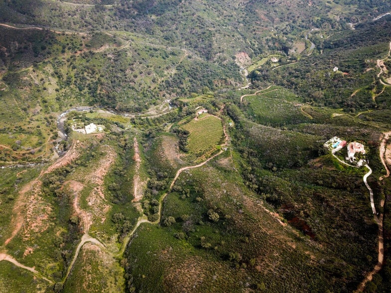 Terreno en Estepona en venta - Vista aérea - Imagen 2 de 17