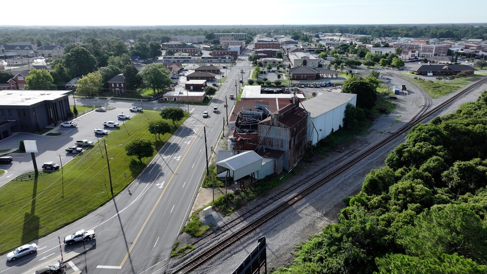 130 2nd St W, Tifton, GA en venta - Foto del edificio - Imagen 3 de 18