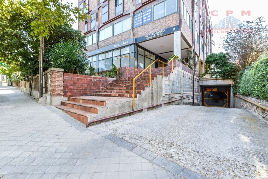 Espacio de coworking en Madrid, Madrid en alquiler - Foto del edificio - Imagen 2 de 2