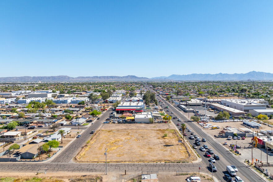 2725 N 34th Dr, Phoenix, AZ en venta - Foto del edificio - Imagen 3 de 12