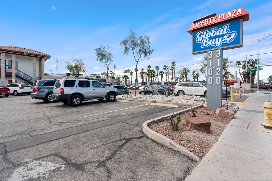 3110 S Valley View Blvd, Las Vegas, NV en alquiler - Foto del edificio - Imagen 3 de 8