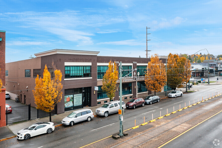 2413-2415 Pacific Ave, Tacoma, WA en alquiler - Foto del edificio - Imagen 2 de 5