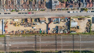 Más detalles de Unit 1 & 2 Cecil Rd, Harrow - Terreno en alquiler