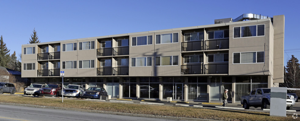 4004 19th St, Calgary, AB en alquiler - Foto del edificio - Imagen 3 de 9